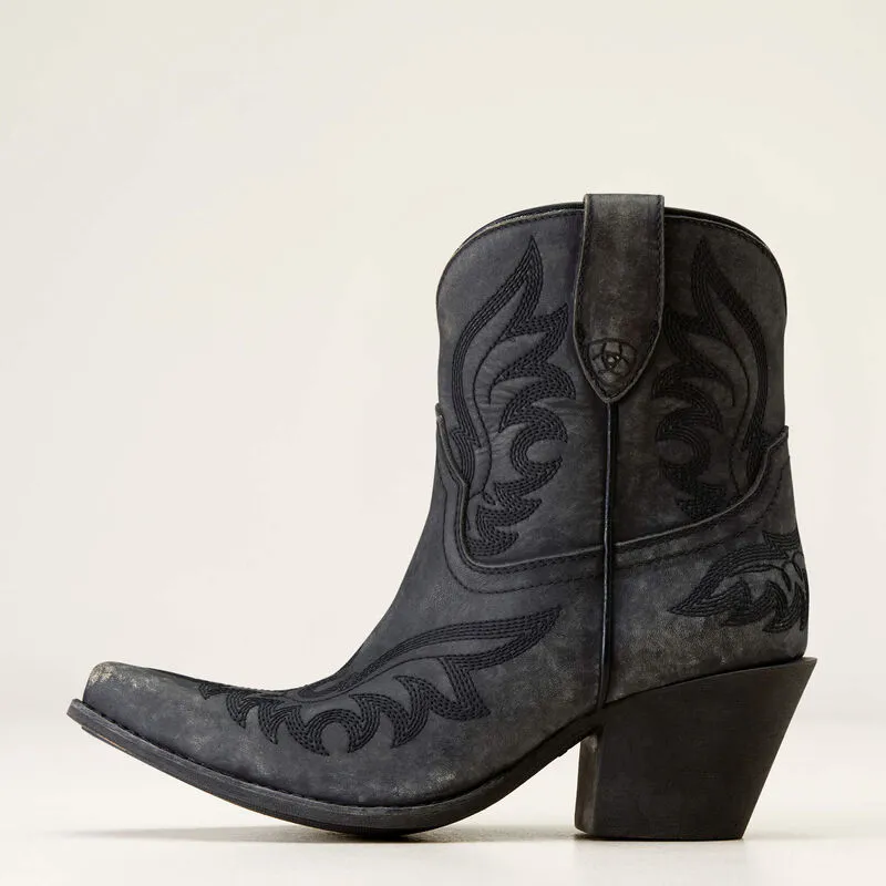 Ariat Women's Chandler Distressed Black Shortie