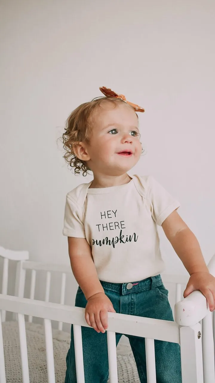 Graphic Bodysuit, Hey There Pumpkin