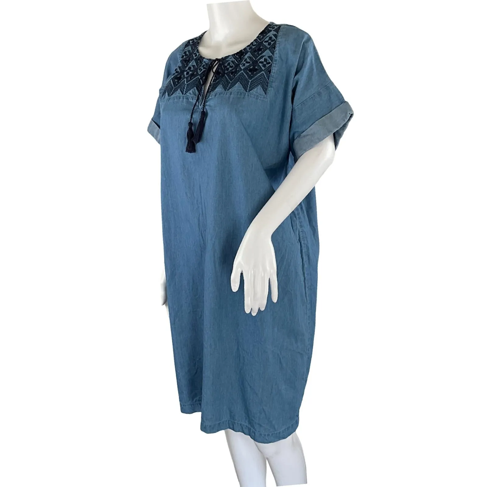 Old Navy Women’s Denim Dress Cuffed Embroidered Yoke Sz L Pre-Owned