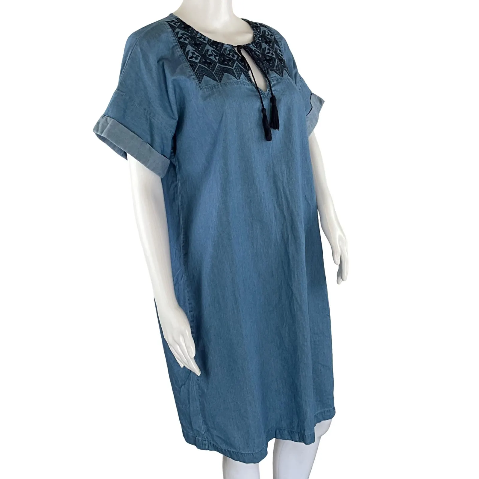 Old Navy Women’s Denim Dress Cuffed Embroidered Yoke Sz L Pre-Owned