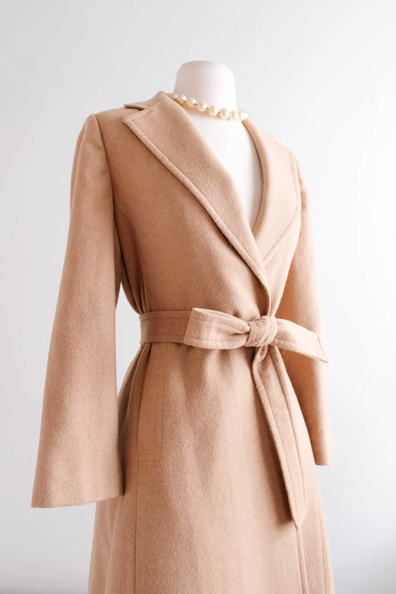 Ultra Chic 1970’s Camel Hair Long Line Coat / Sz M